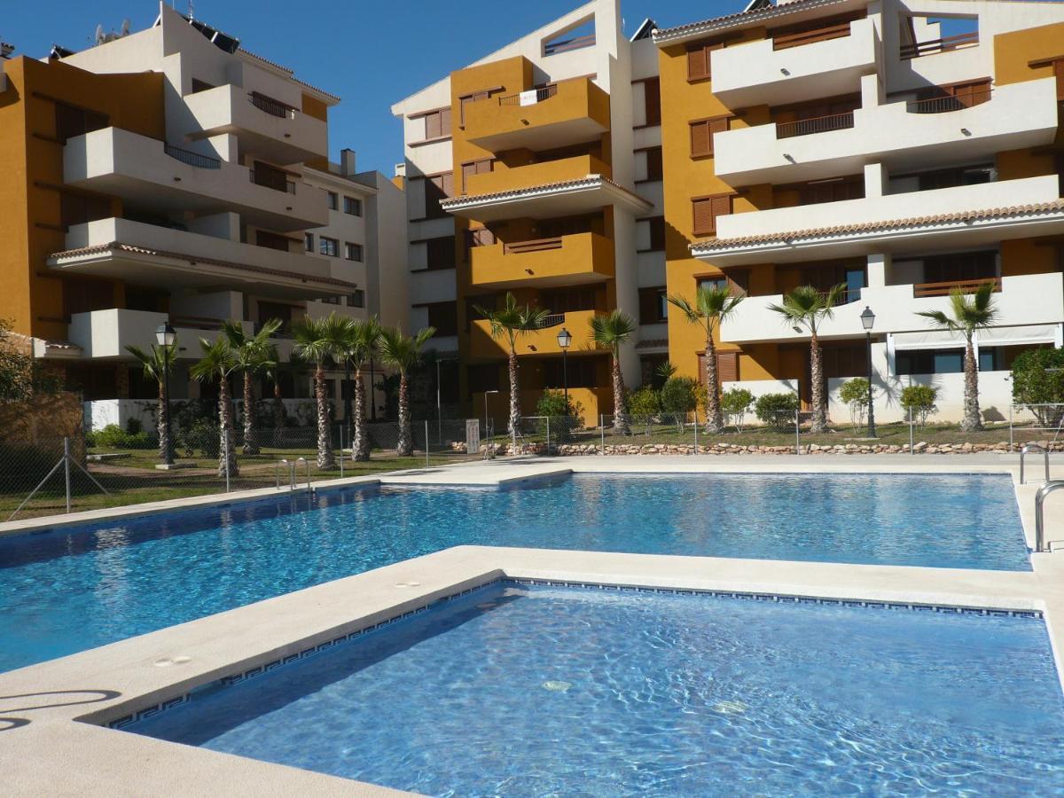 La Recoleta Punta Prima Apartment ตอร์เรเวียคา ภายนอก รูปภาพ